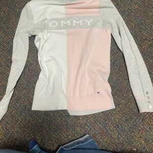 Tommy Hilfiger Women's Pink and Gray Long Sleeve Tee